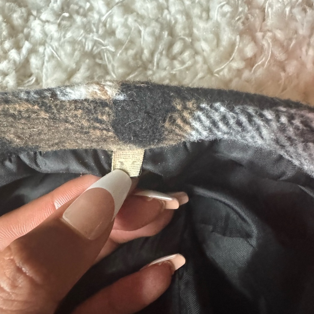 Plaid Women’s Jacket in Brown and Black - Picture 3 of 4